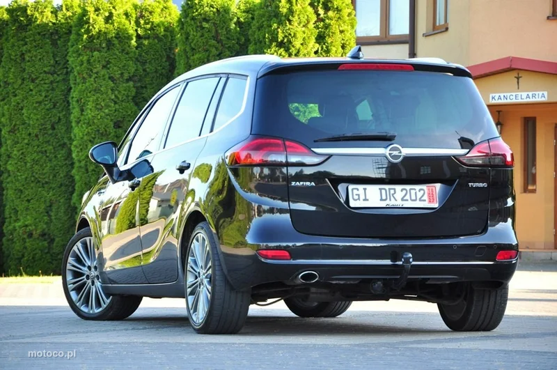 Opel Zafira C Tourer 22