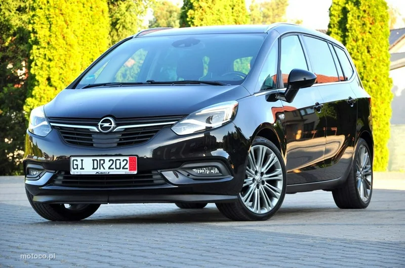 Opel Zafira C Tourer 5