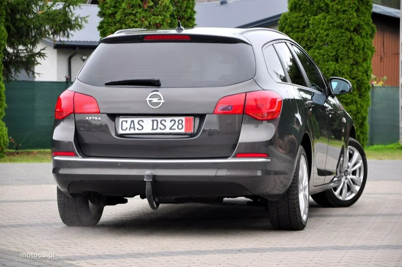 Opel Astra J 13