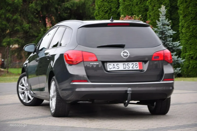 Opel Astra J 19