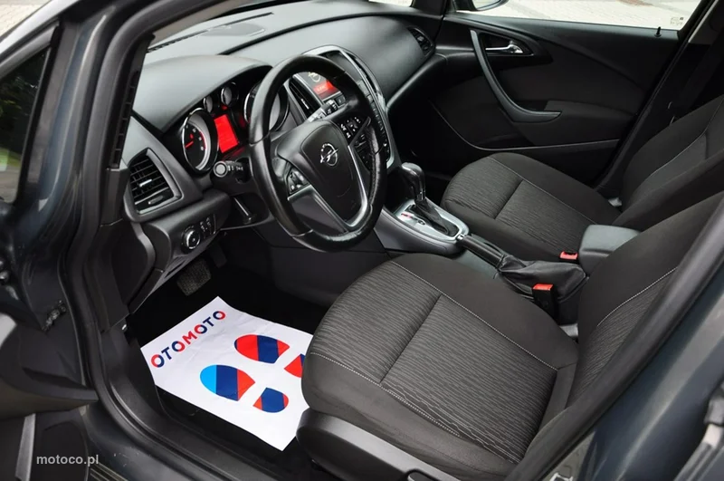 Opel Astra J 29
