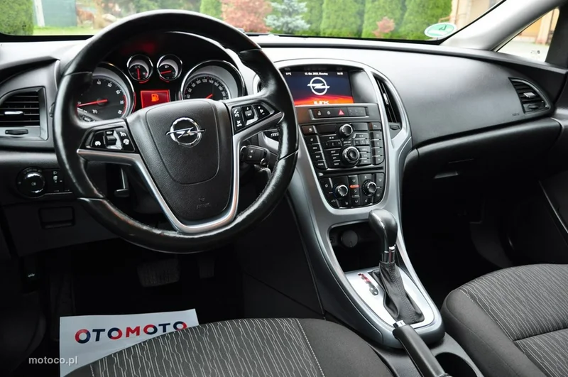Opel Astra J 34
