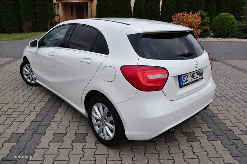 Mercedes-Benz Klasa A W176 A 180 23