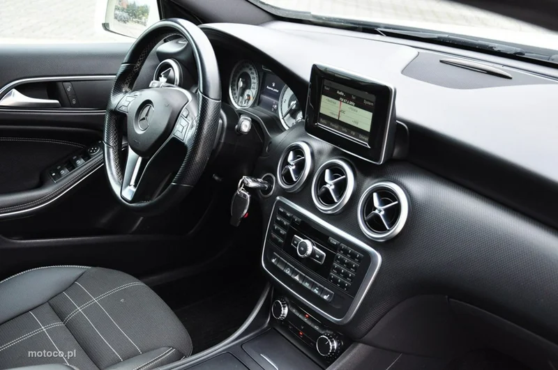 Mercedes-Benz Klasa A W176 A 180 27