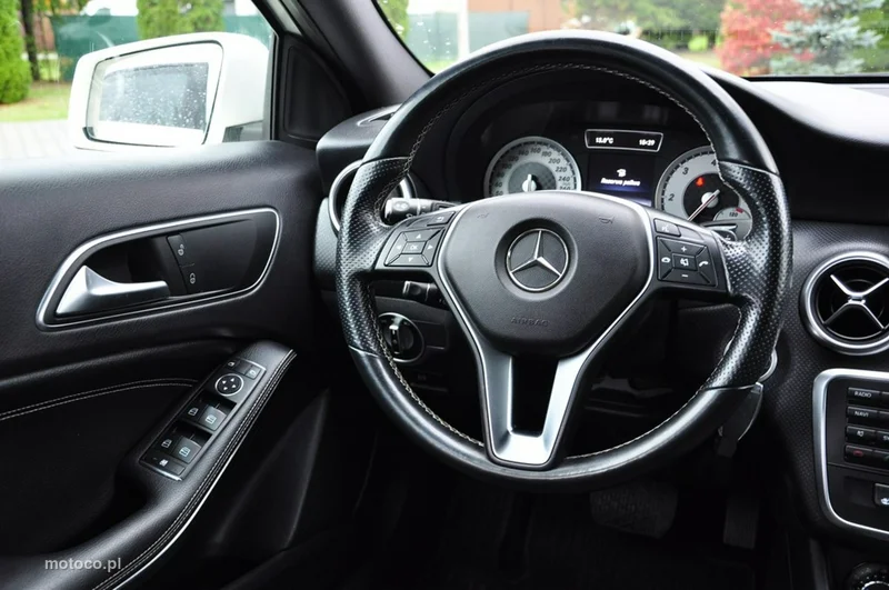 Mercedes-Benz Klasa A W176 A 180 31