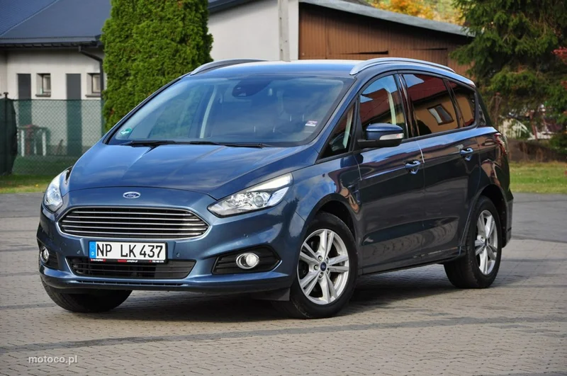 Ford S-Max II 3