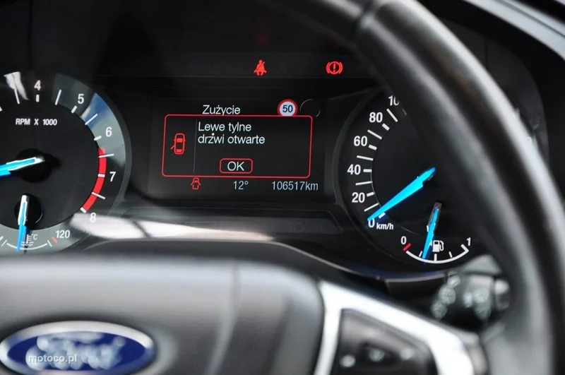 Ford S-Max II 35