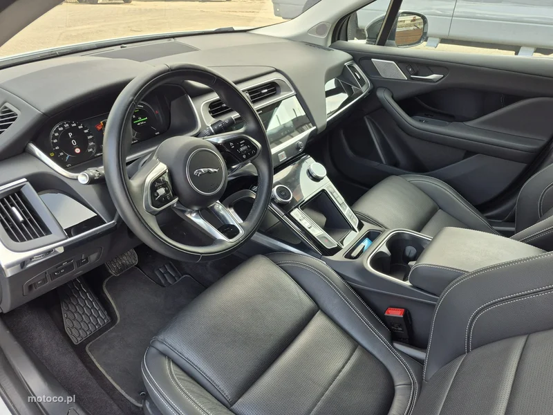 Jaguar I-Pace 18