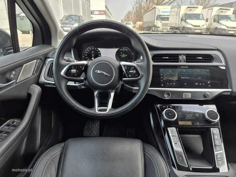 Jaguar I-Pace 26