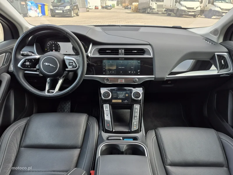 Jaguar I-Pace 27