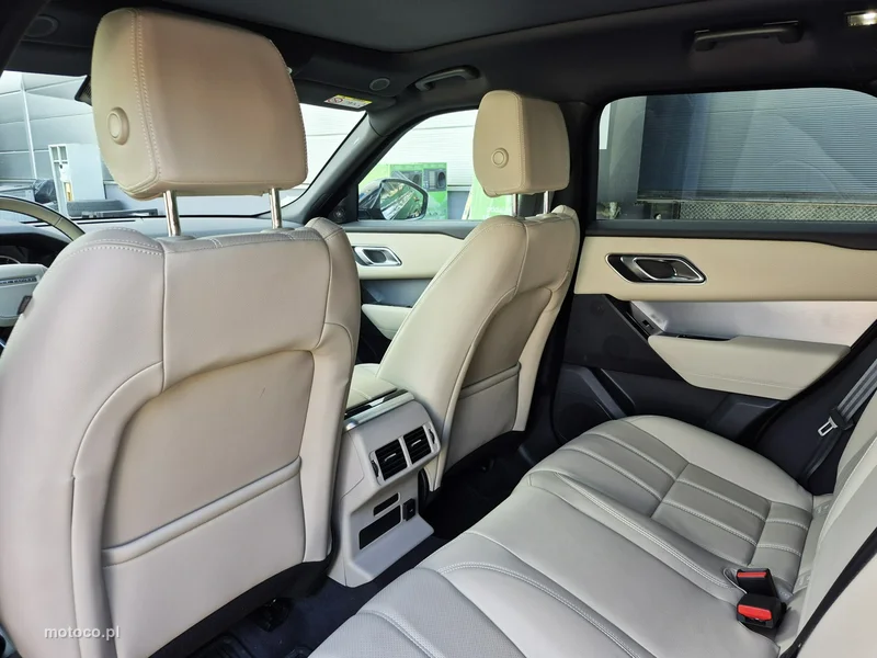 Land Rover Range Rover Velar 23