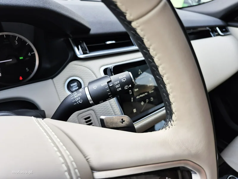 Land Rover Range Rover Velar 32