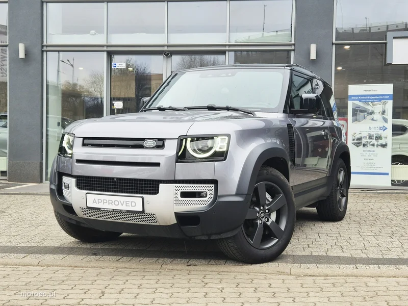 Land Rover Defender 2