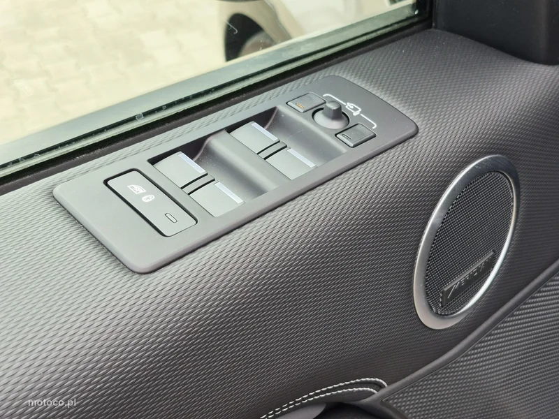 Land Rover Discovery 19