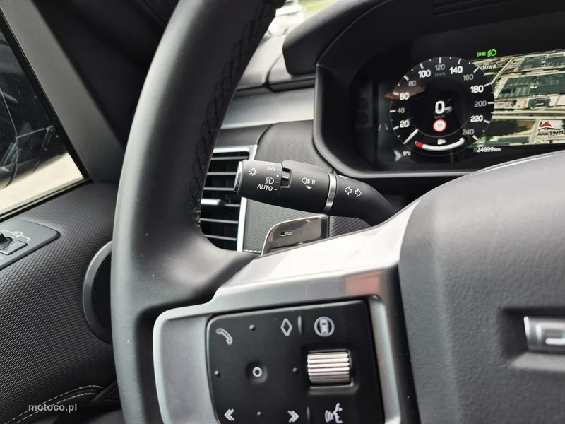 Land Rover Discovery 32