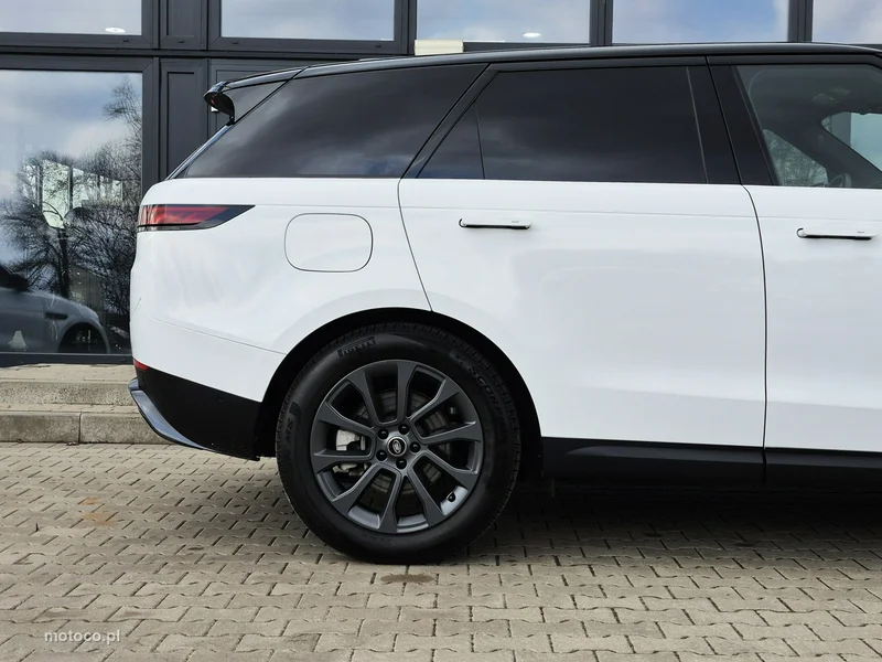 Land Rover Range Rover Sport 7