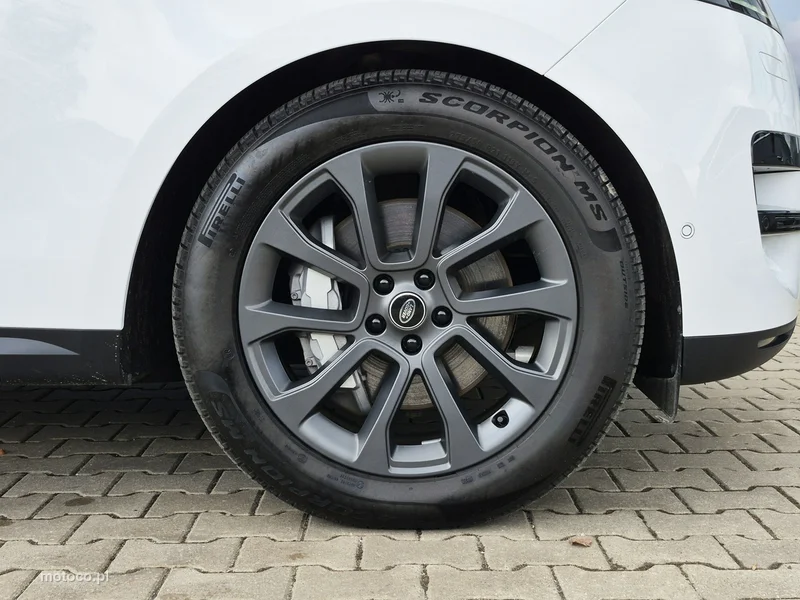 Land Rover Range Rover Sport 9