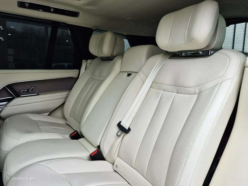 Land Rover Range Rover 24