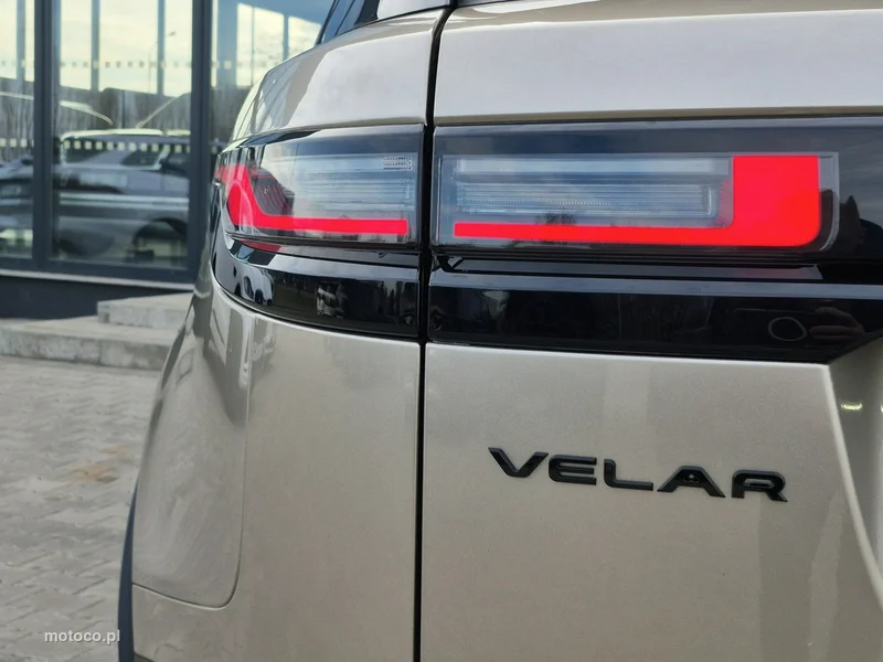 Land Rover Range Rover Velar 14