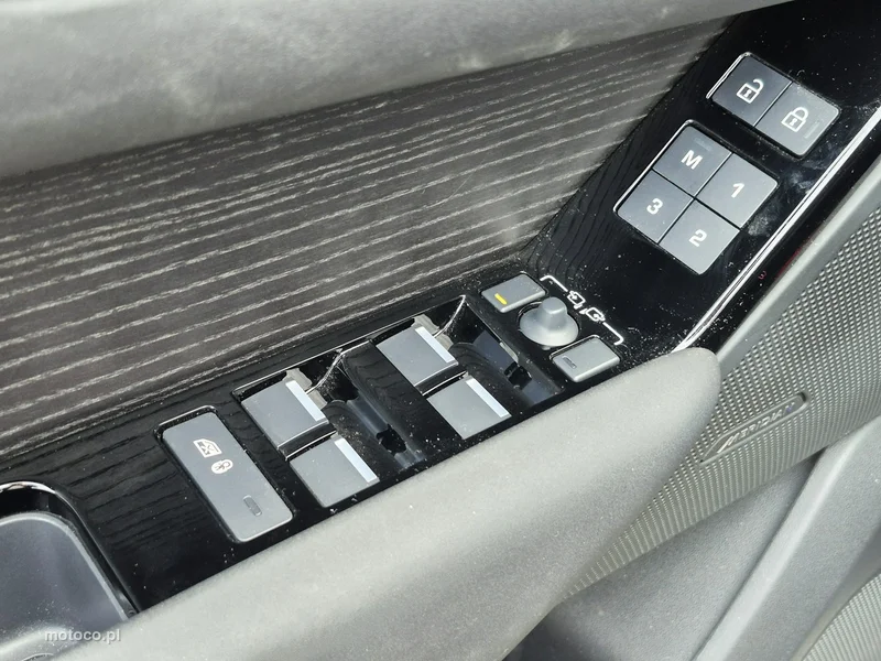 Land Rover Range Rover Velar 19