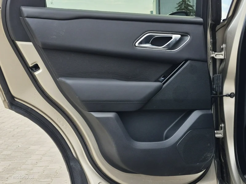 Land Rover Range Rover Velar 24