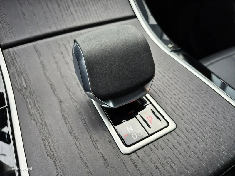 Land Rover Range Rover Velar 36