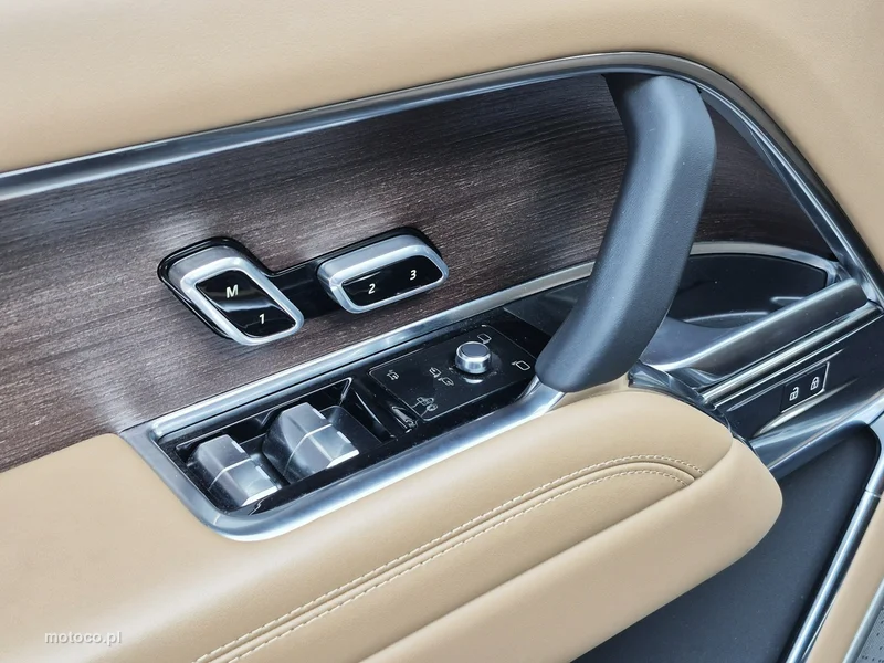 Land Rover Range Rover 15