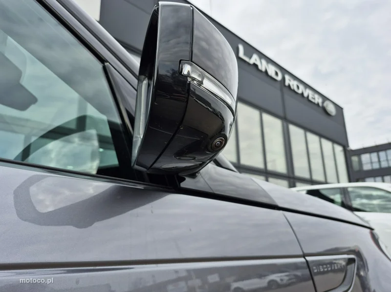 Land Rover Discovery 16