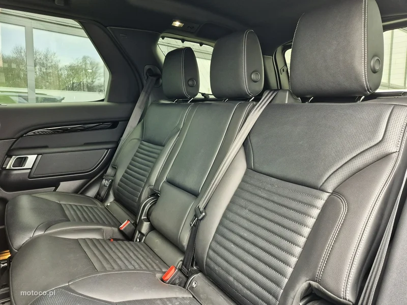 Land Rover Discovery 26