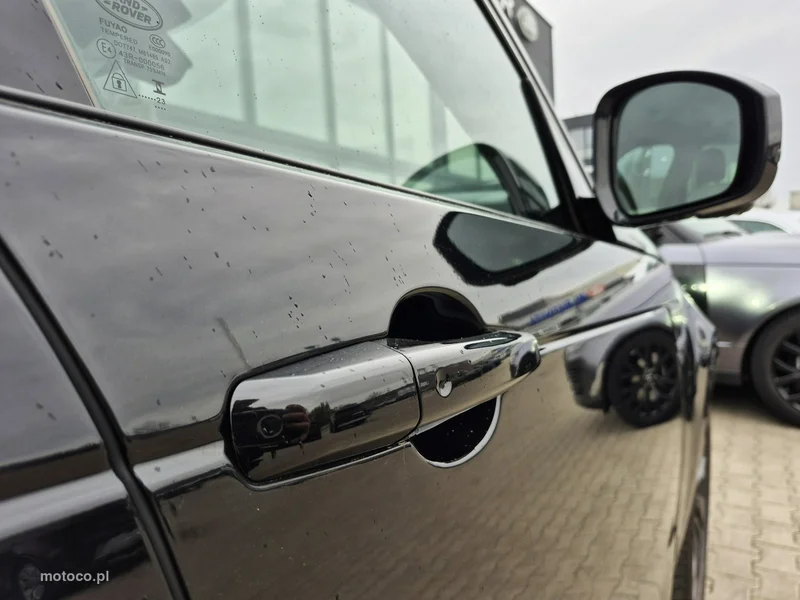 Land Rover Discovery 17