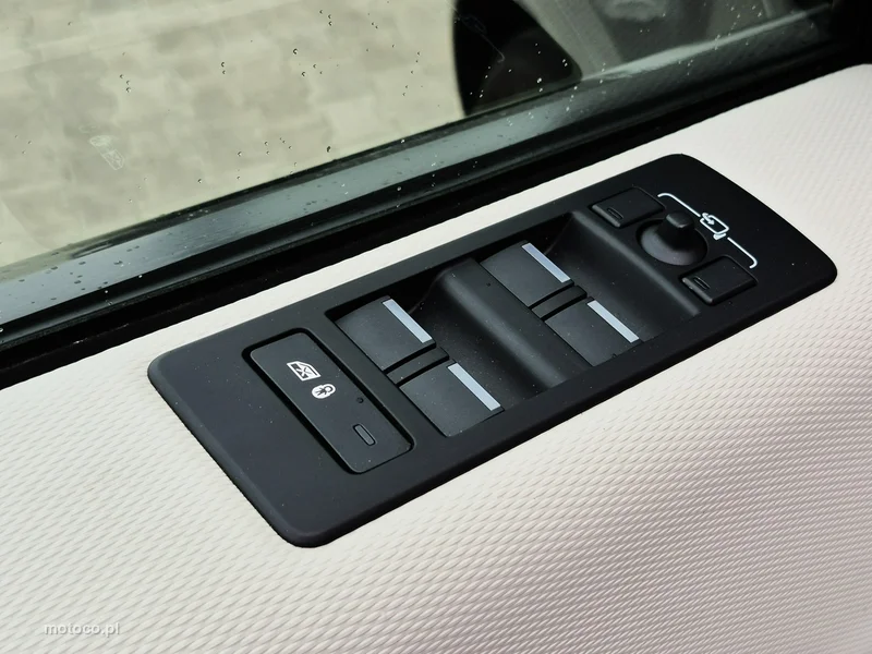 Land Rover Discovery 19