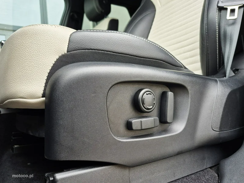 Land Rover Discovery 22