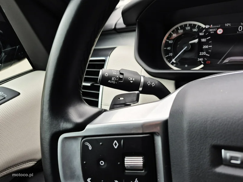 Land Rover Discovery 32