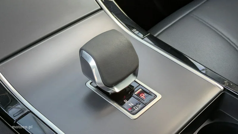Land Rover Range Rover Velar 26
