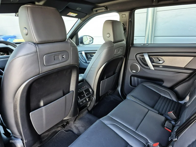 Land Rover Discovery Sport 24
