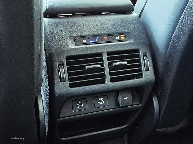 Land Rover Discovery Sport 26