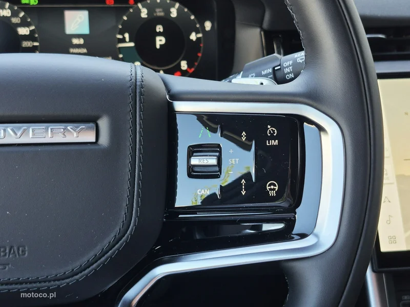 Land Rover Discovery Sport 30