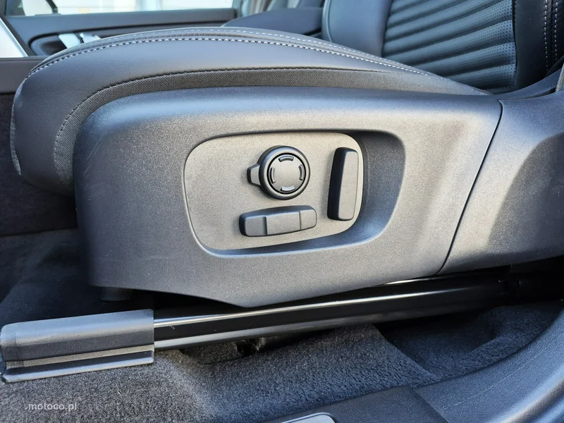 Land Rover Discovery Sport 38