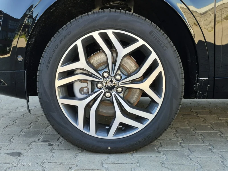Land Rover Discovery Sport 9