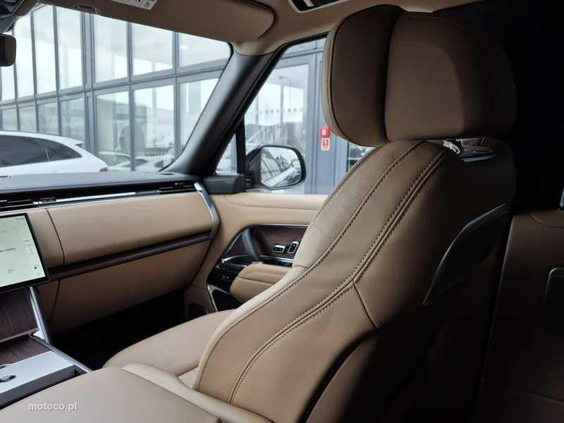 Land Rover Range Rover 26