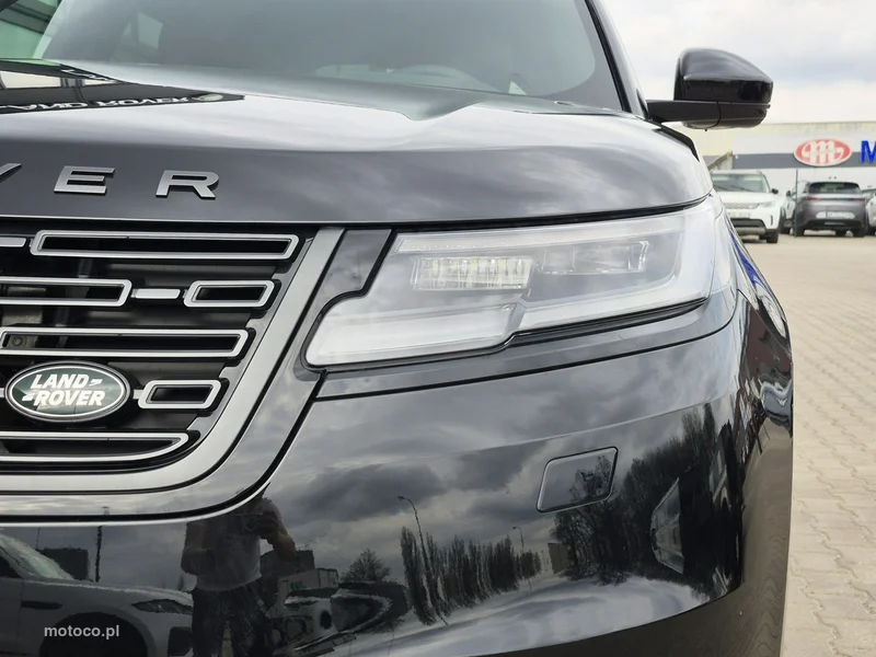 Land Rover Range Rover Velar 13