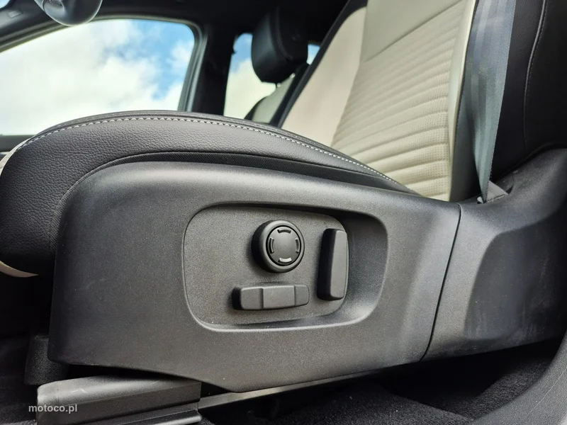 Land Rover Discovery Sport 22