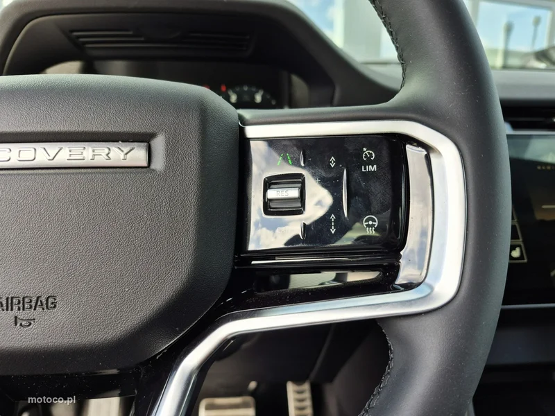 Land Rover Discovery Sport 24