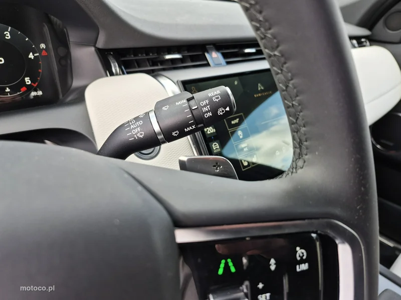 Land Rover Discovery Sport 26