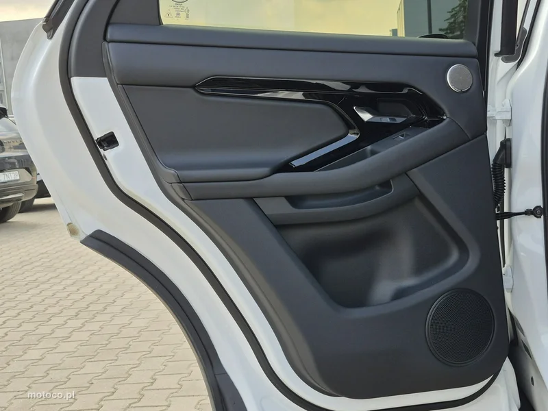 Land Rover Range Rover Evoque 24