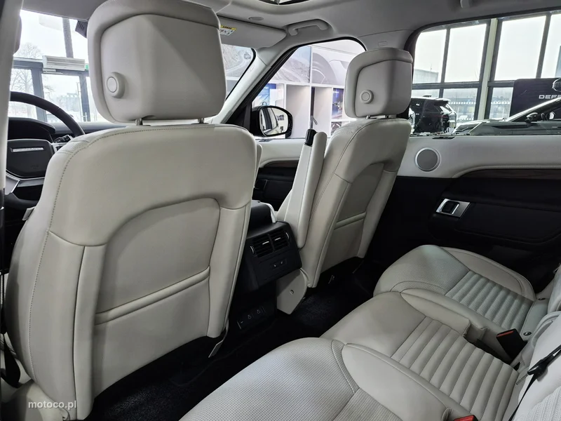 Land Rover Discovery 26