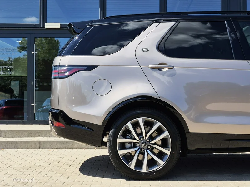 Land Rover Discovery 7