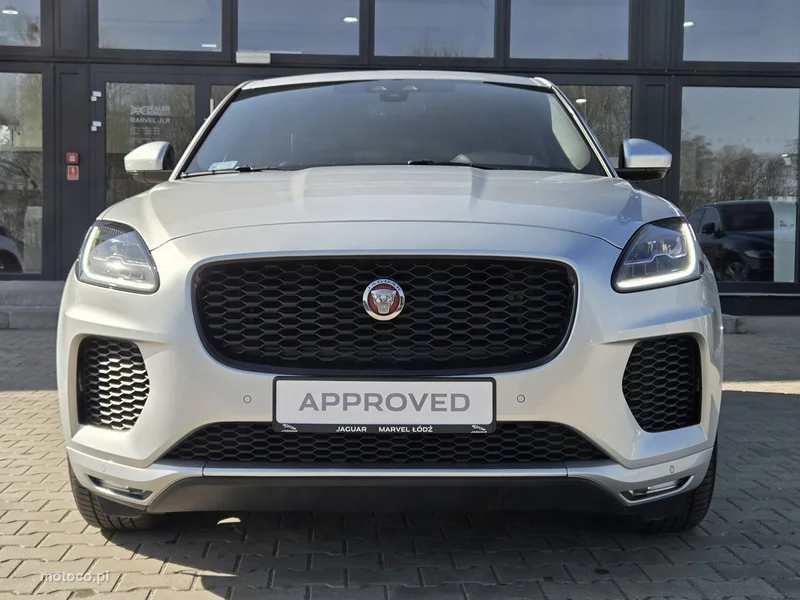 Jaguar E-Pace 3