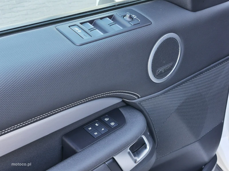 Land Rover Discovery 19