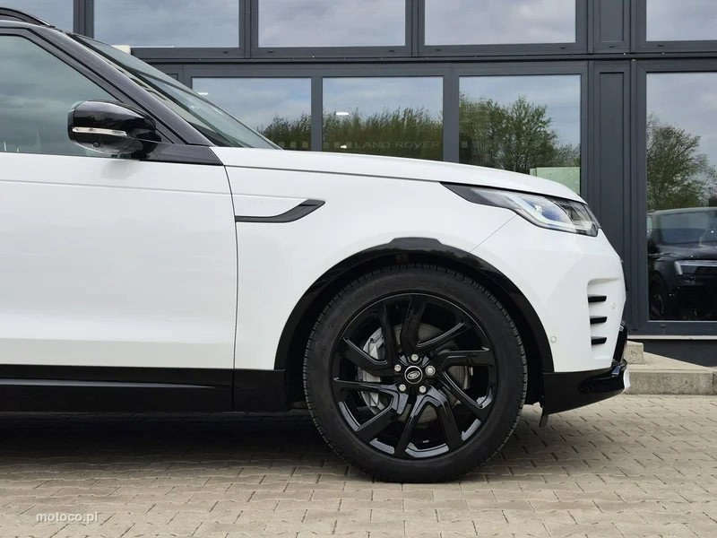 Land Rover Discovery 8